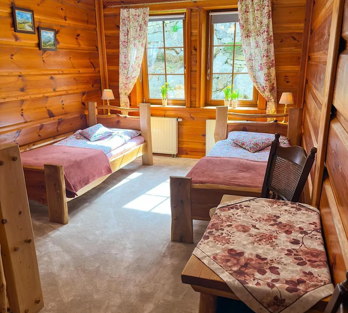 Willa Gazdowka - Pokoje Goscinne Szklarska Poreba Homestay